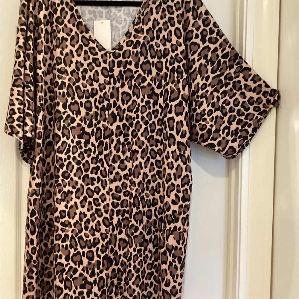 Leopard Print V-Neck Dress ( NWT)